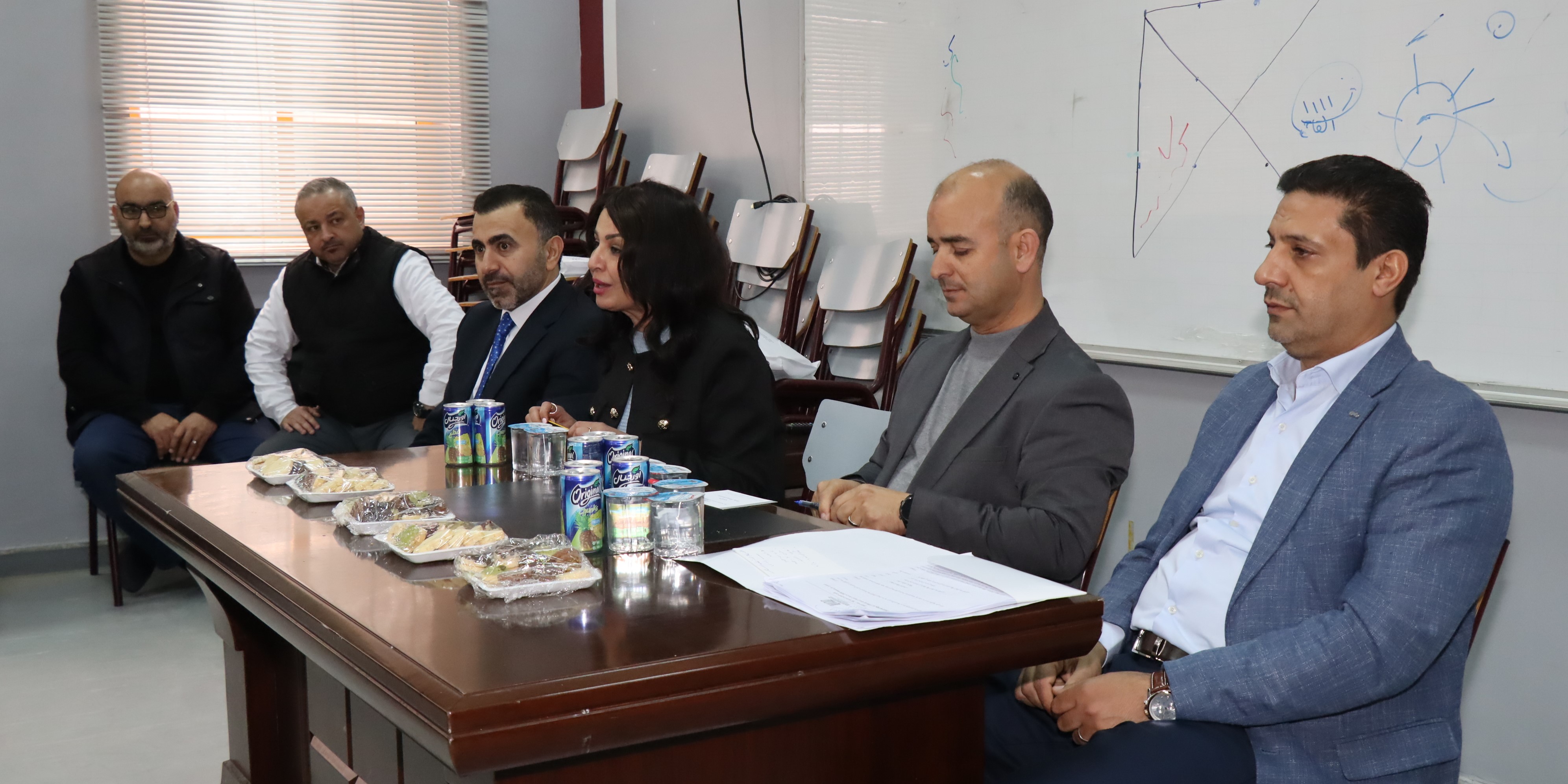  جلسة حوارية بعنوان الطلبة والحياة الحزبية في الأردن 